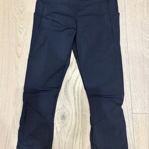 lululemon athletica Black Cropped leggings